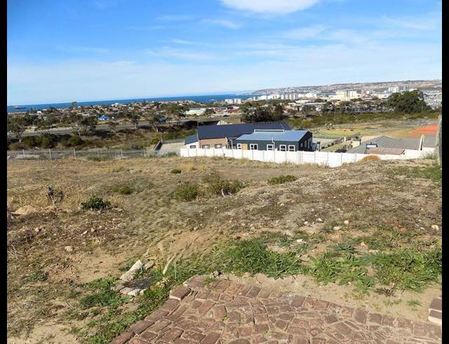 LAND FOR SALE IN SEEMEEU PARK